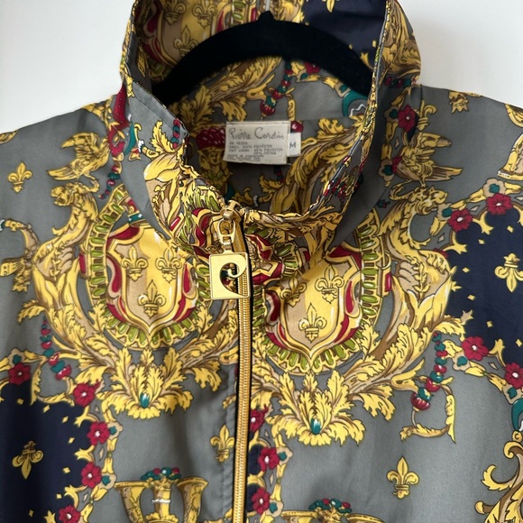 Gold gilded print windbreaker - Picture 4 of 11